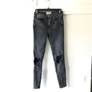 FREE PEOPLE BUSTED KNEE JEANS